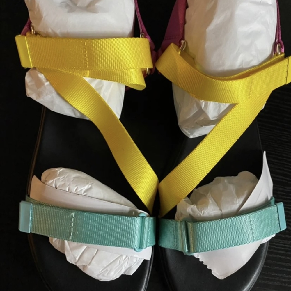Sandals - Picture 6 of 12